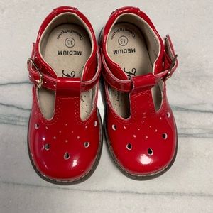 Footmates patent leather